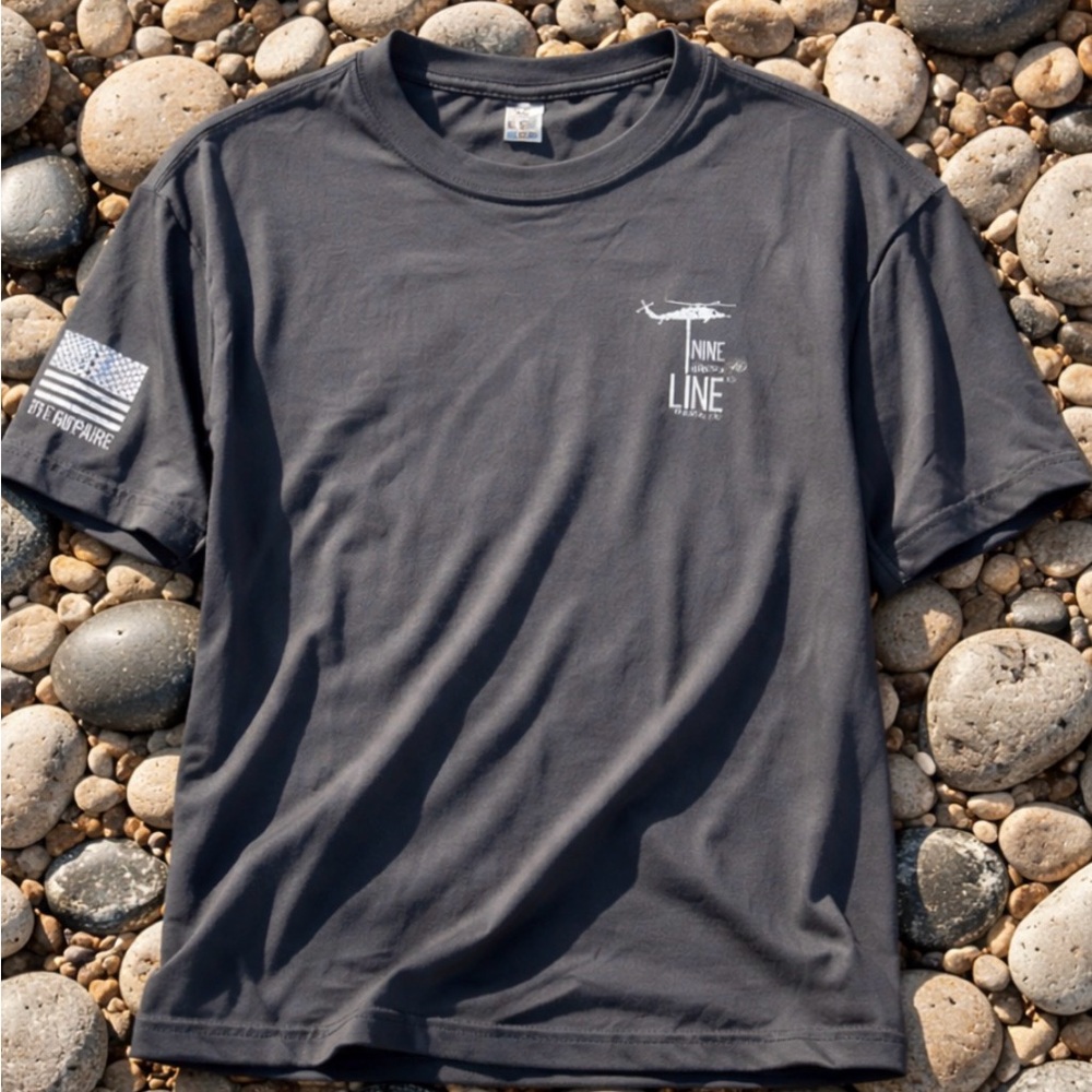 Men's Charcoal Graphic Tee *NEVER WORN* (Great material)